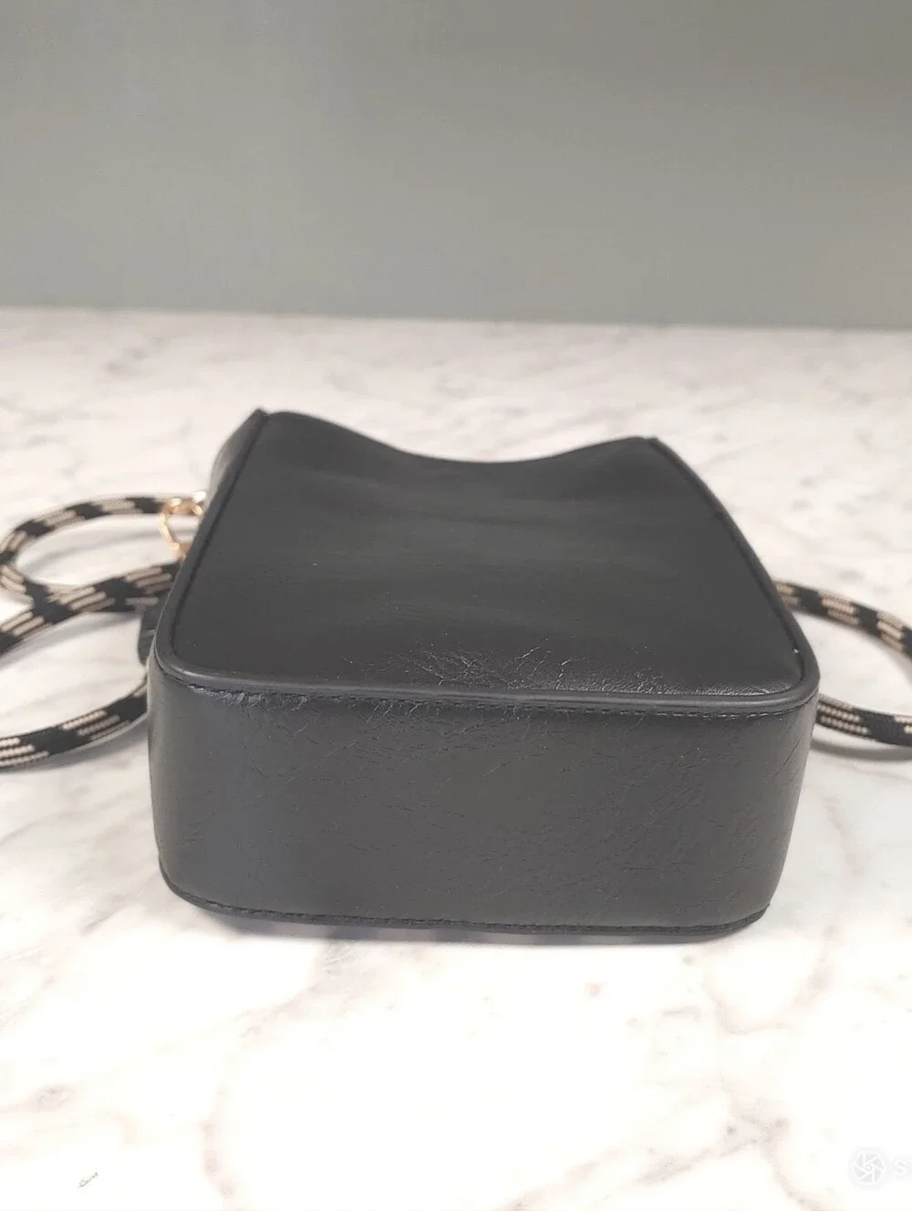 women Universal Thread black, tan checkered crossbody casual bag y2k retro
